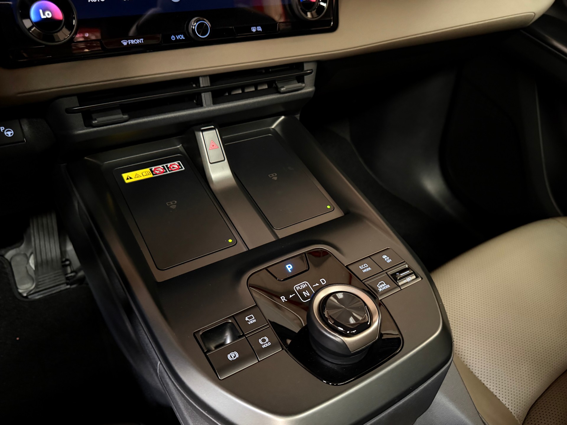 TOYOTA bZ4X Touring Premium 74.7 kWh AWD 22kw-image-21
