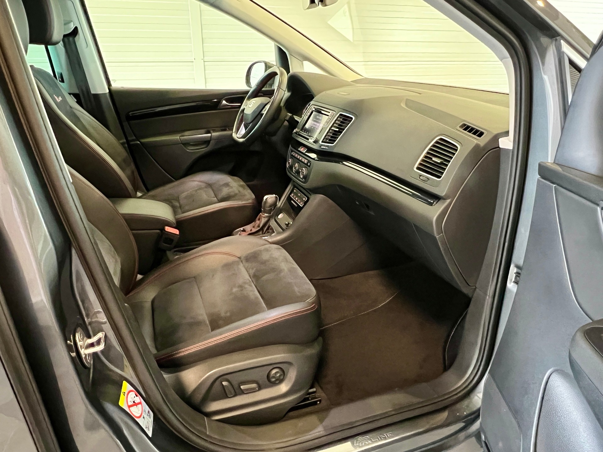 SEAT Alhambra 1.4 TSI DSG Hola FR-image-9