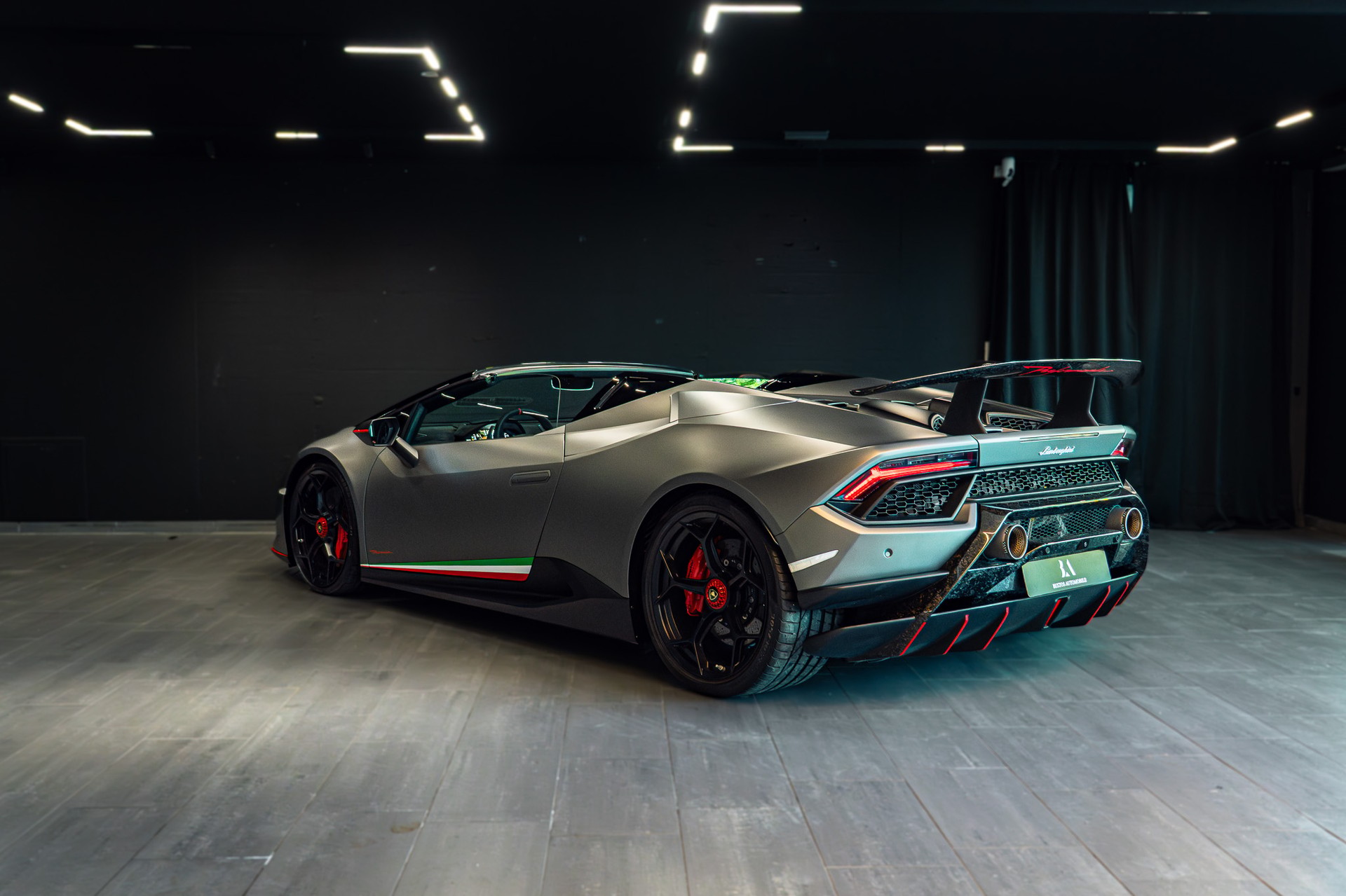 LAMBORGHINI Huracan LP640-4 Spyder Performante DCT / CH Auto / Novitec / Liftsystem / Sammlerzustand / tiefste Kilometer in EU-image-7