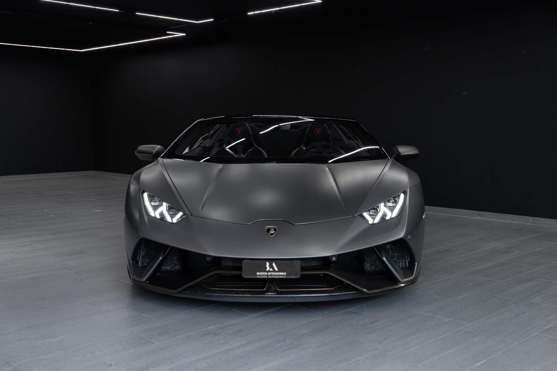 LAMBORGHINI Huracan LP640-4 Spyder Performante DCT / CH Auto / Novitec / Liftsystem / Sammlerzustand / tiefste Kilometer in EU-image-2