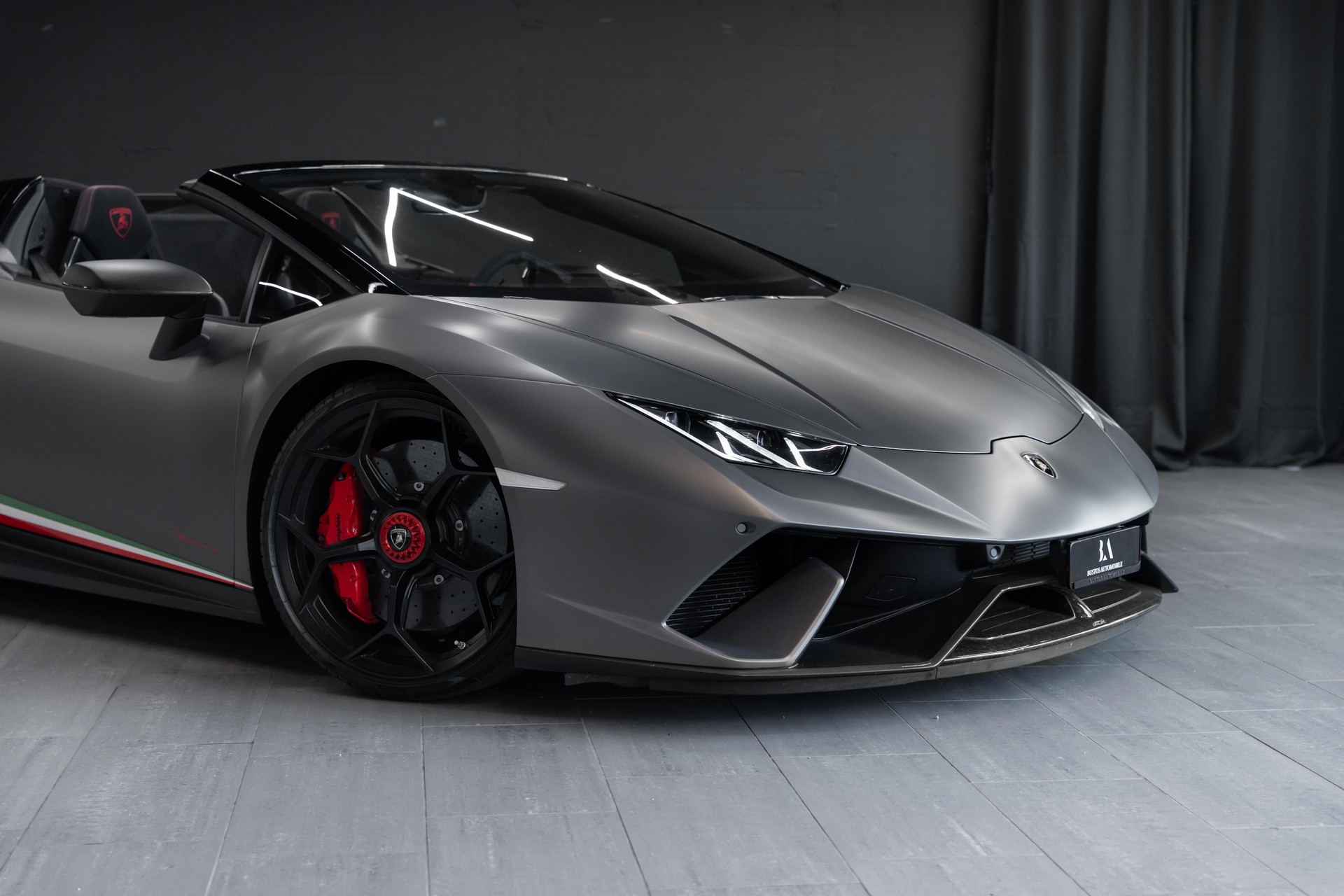 LAMBORGHINI Huracan LP640-4 Spyder Performante DCT / CH Auto / Novitec / Liftsystem / Sammlerzustand / tiefste Kilometer in EU-image-1