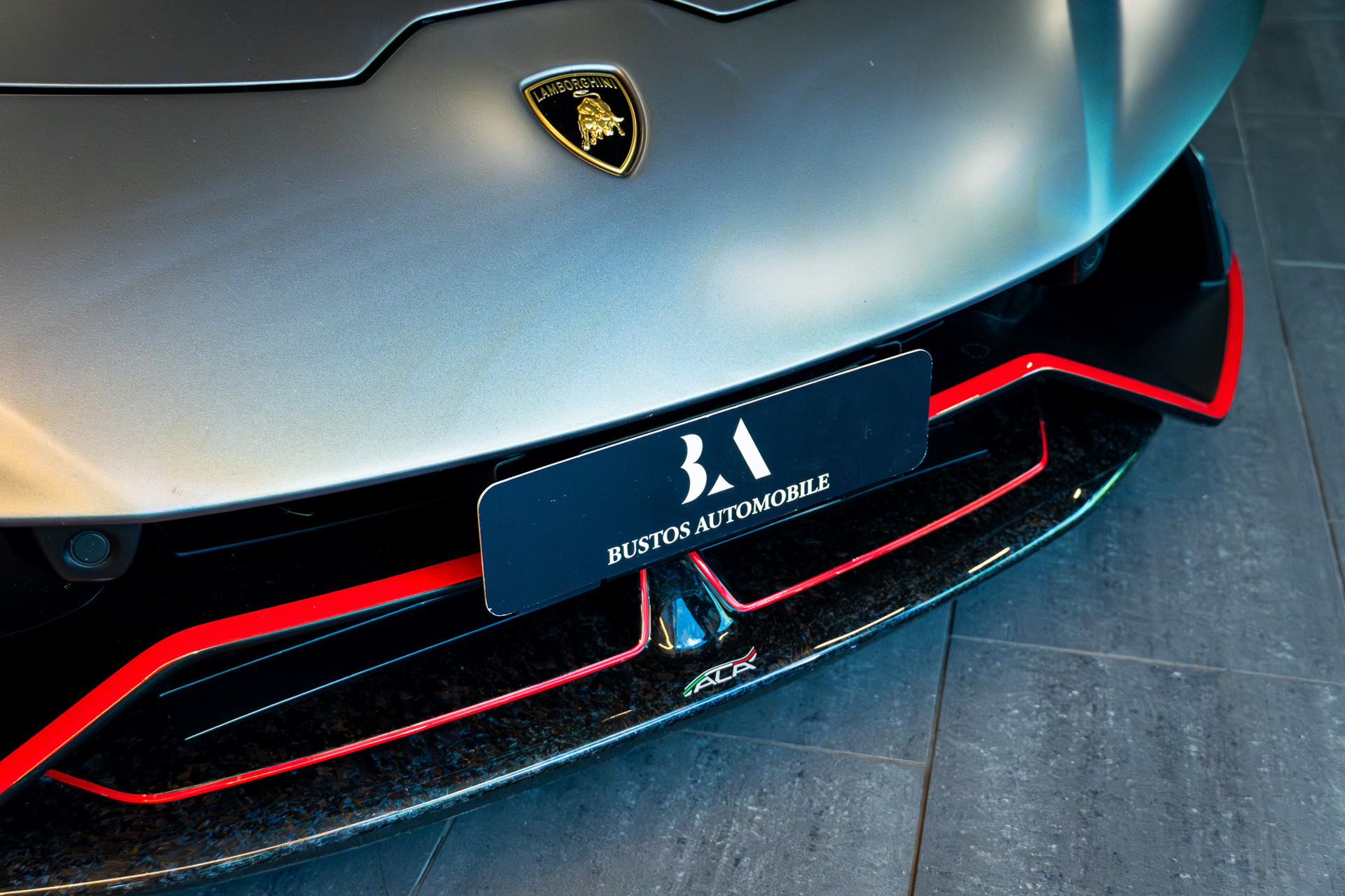 LAMBORGHINI Huracan LP640-4 Spyder Performante DCT / CH Auto / Novitec / Liftsystem / Sammlerzustand / tiefste Kilometer in EU-image-9