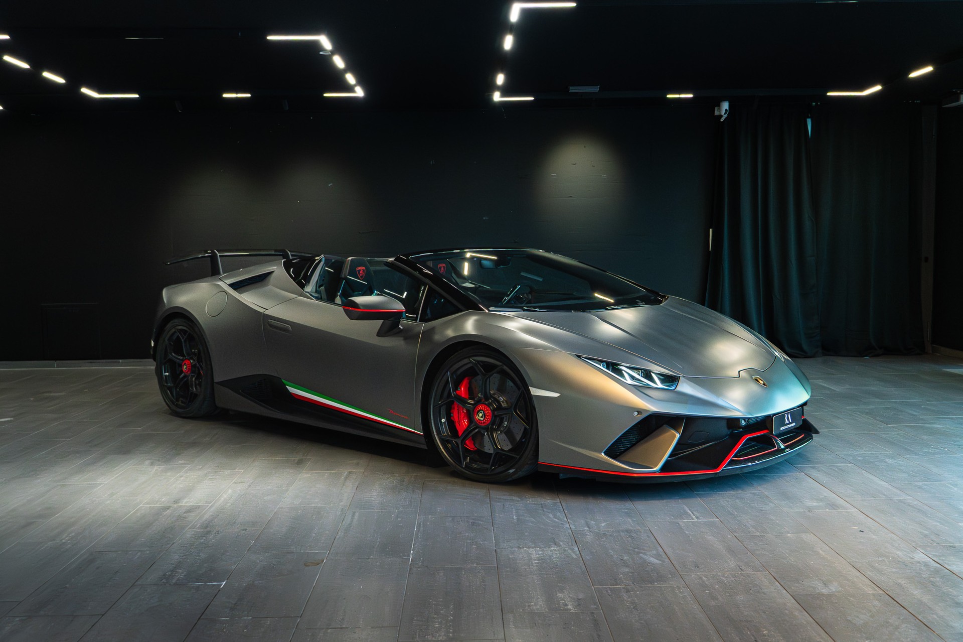 LAMBORGHINI Huracan LP640-4 Spyder Performante DCT / CH Auto / Novitec / Liftsystem / Sammlerzustand / tiefste Kilometer in EU-image-0