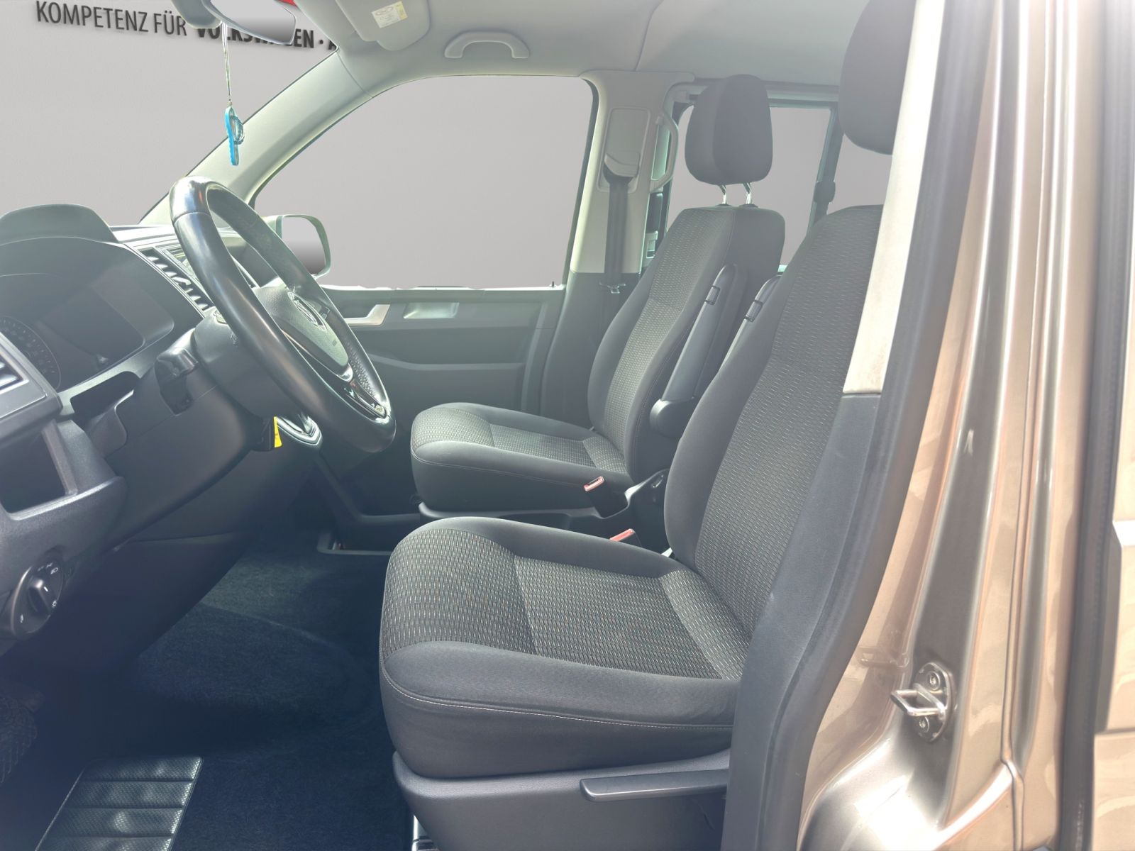 VW T6 Caravelle 3000 2.0 TDI 150 Comfortline DSG-image-8