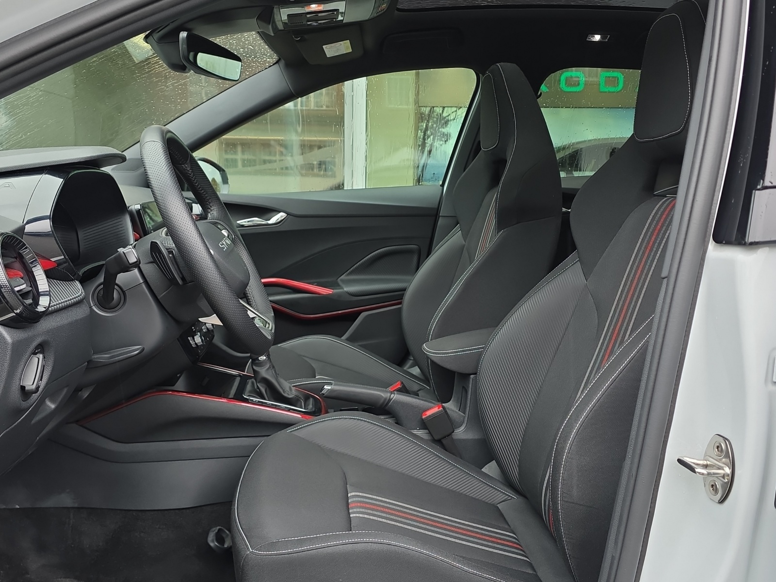 SKODA Fabia 1.5 TSI Monte Carlo DSG-image-5