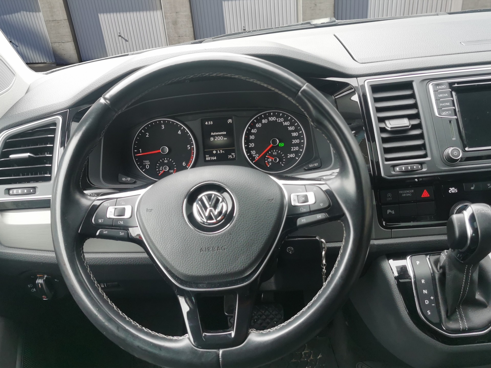 VW T6 Multivan 2.0 Bi-TDI Comfortline 4Motion DSG-image-9