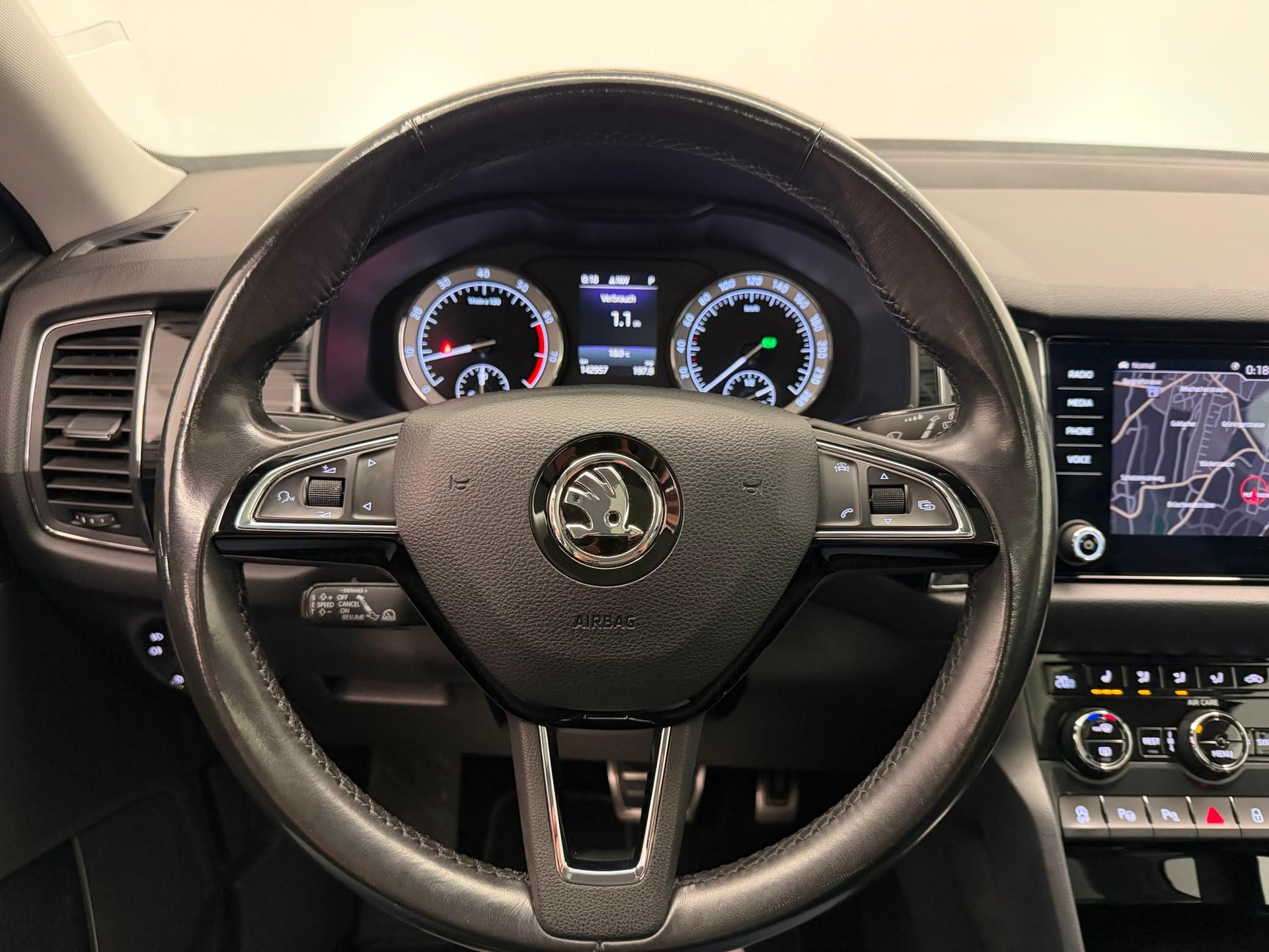 SKODA Kodiaq 2.0 TSI Style DSG-image-10