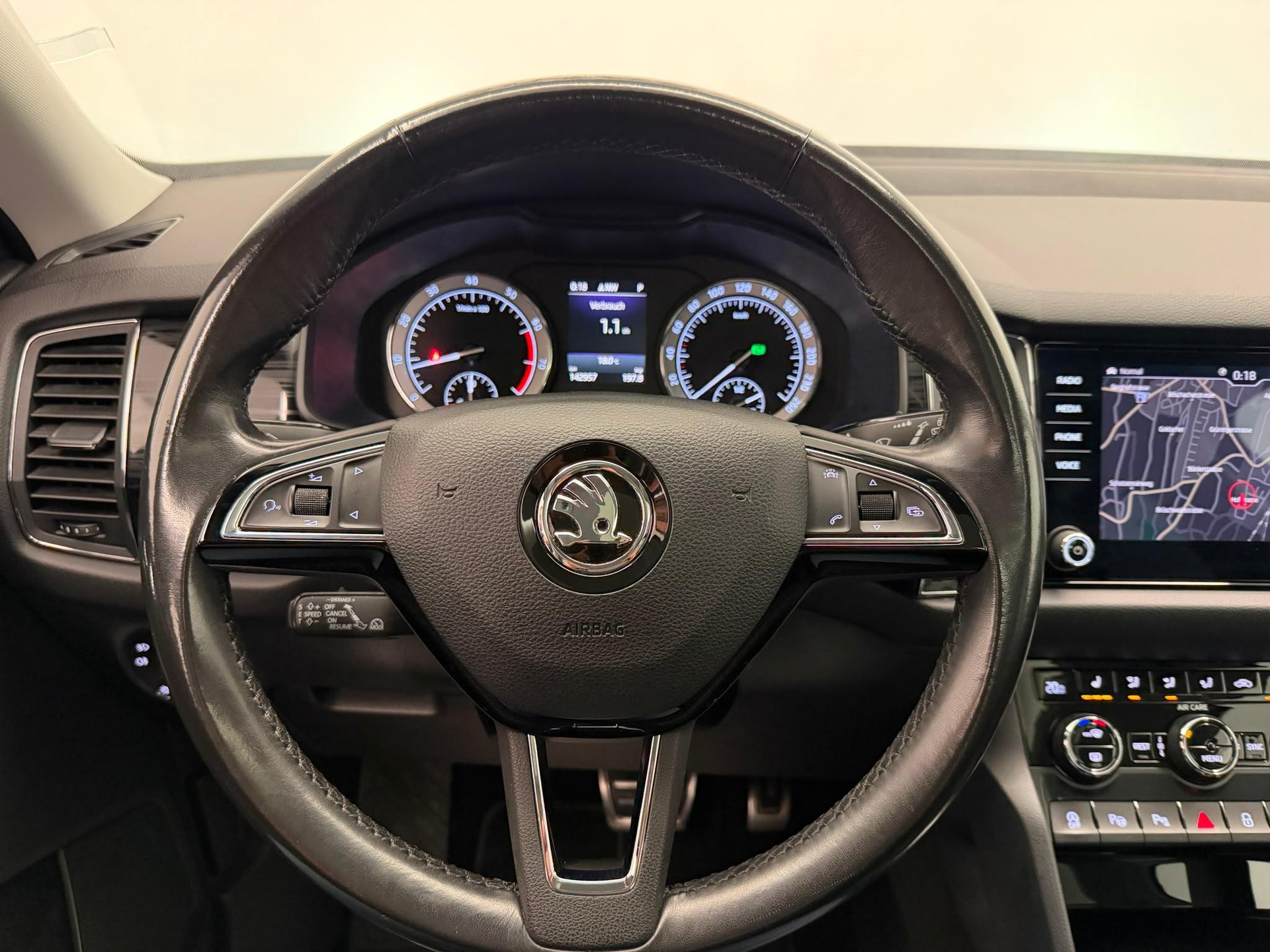 SKODA Kodiaq 2.0 TSI Style DSG-image-19