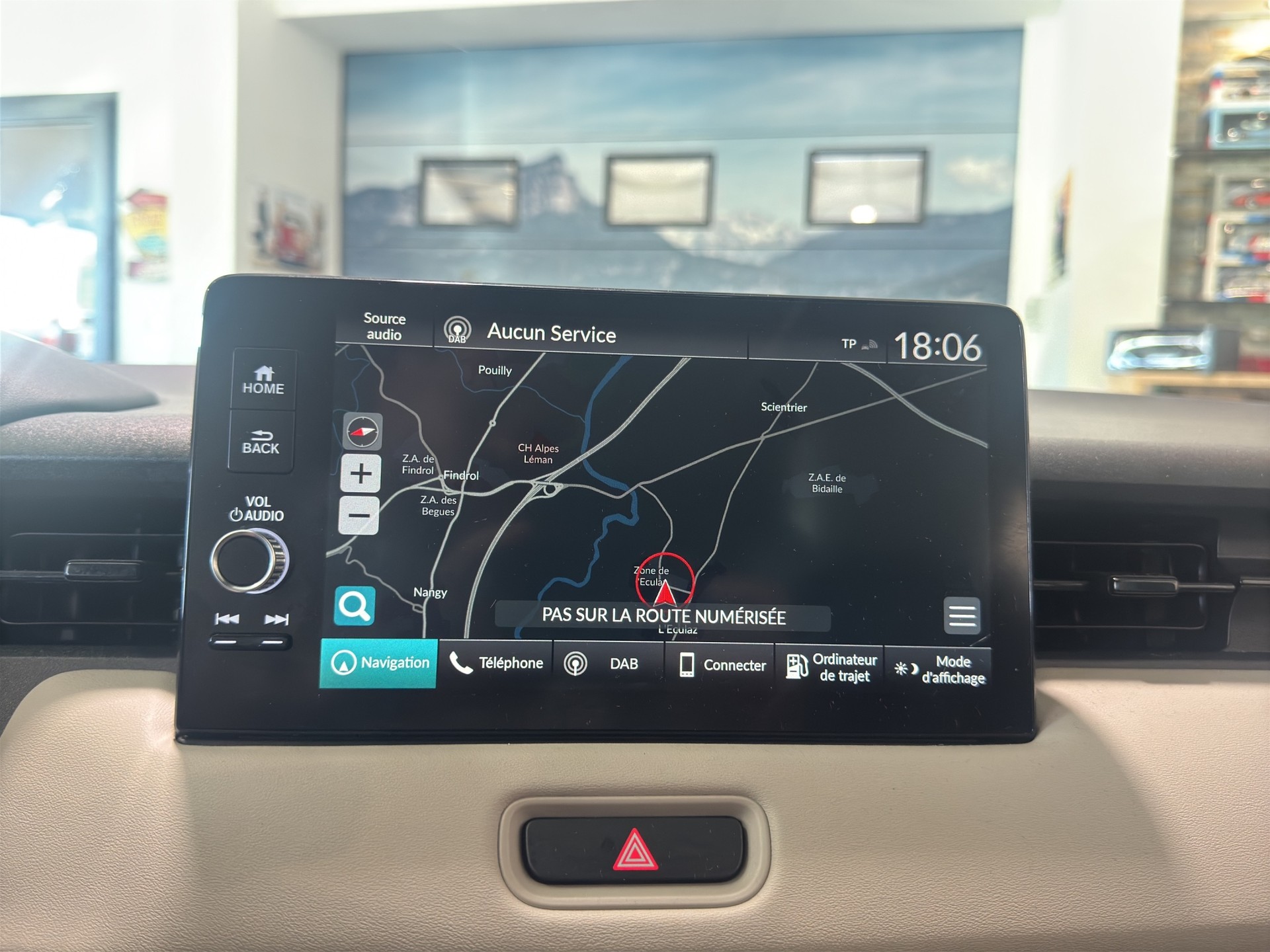 HONDA HR-V 1.5i-MMD Advance Style CVT-image-24