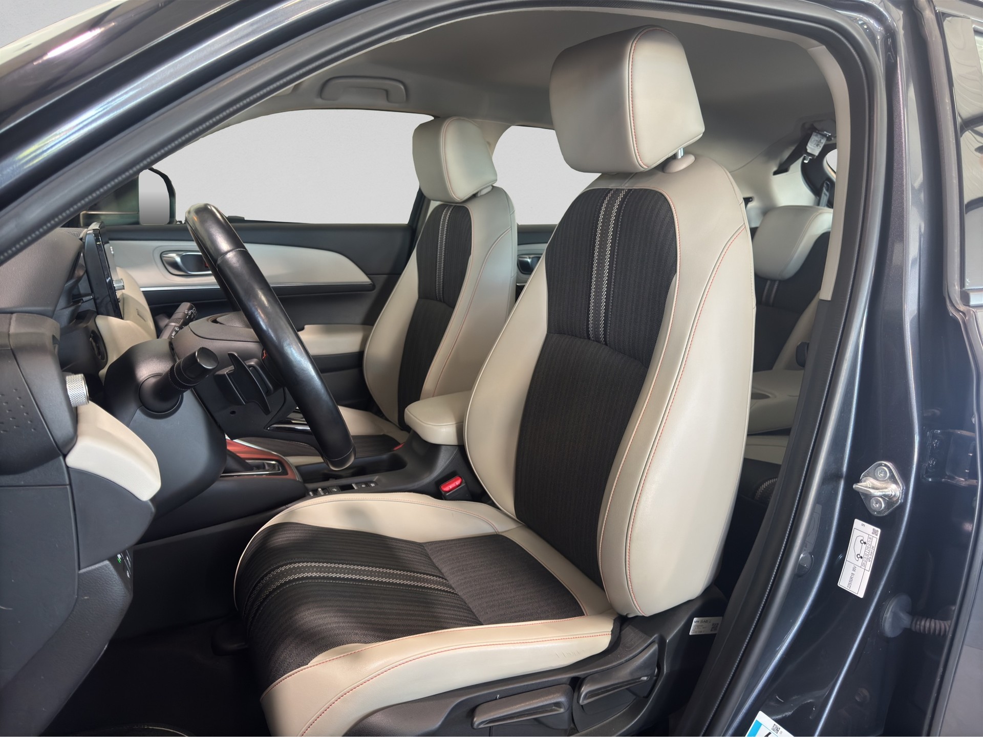 HONDA HR-V 1.5i-MMD Advance Style CVT-image-8