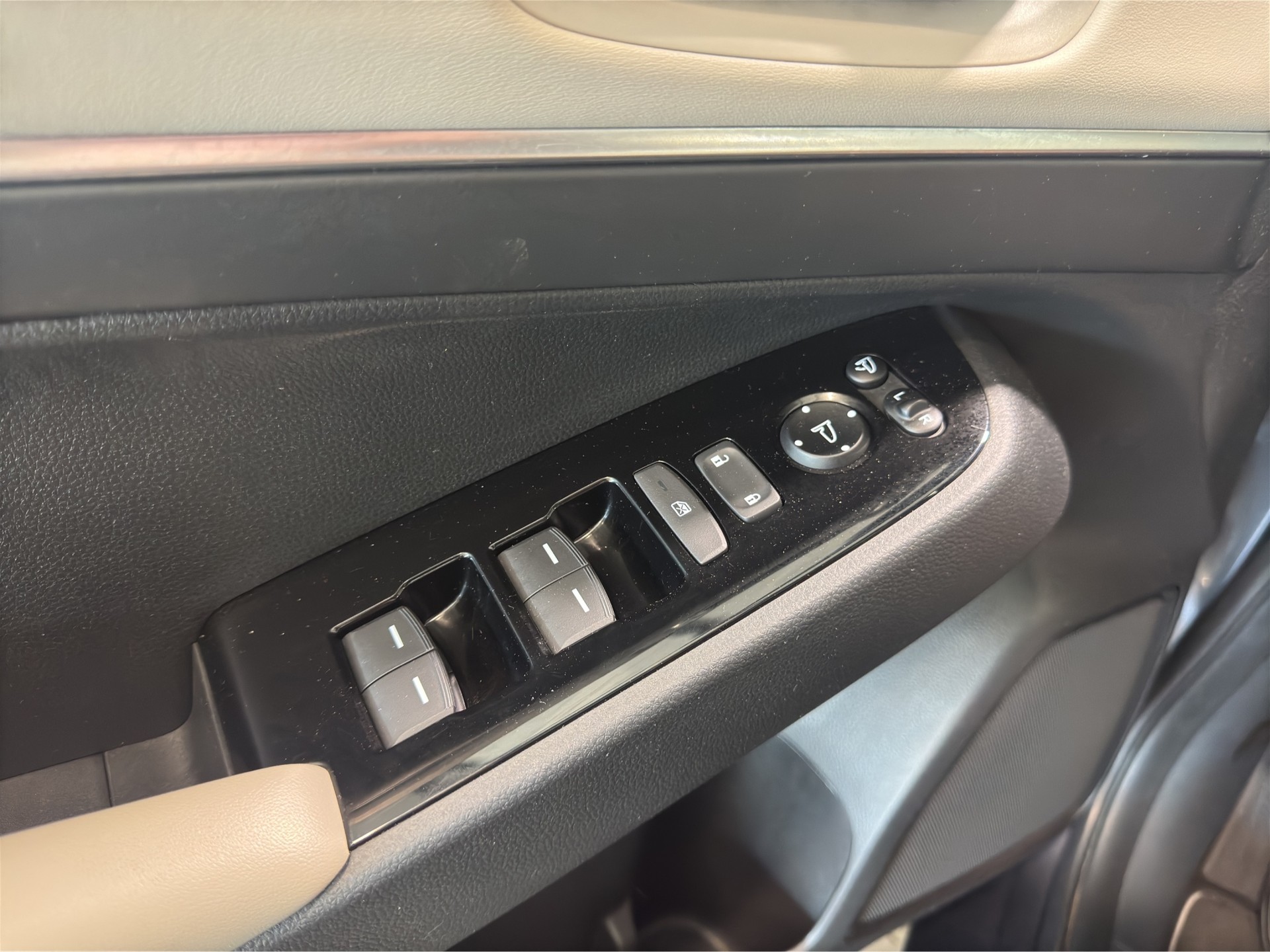 HONDA HR-V 1.5i-MMD Advance Style CVT-image-11