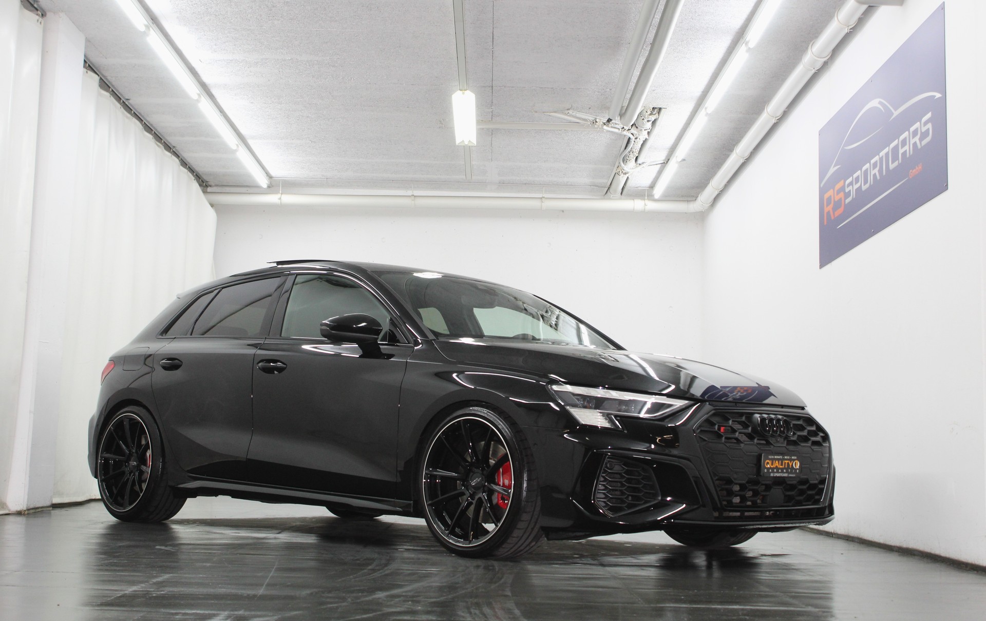 AUDI S3 Sportback 2.0 TFSI quattro S-tronic Black Edition Eibach Federn / CH-Fahrzeug-image-0