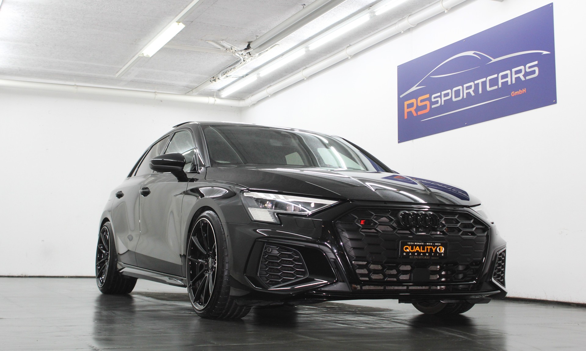 AUDI S3 Sportback 2.0 TFSI quattro S-tronic Black Edition Eibach Federn / CH-Fahrzeug-image-1