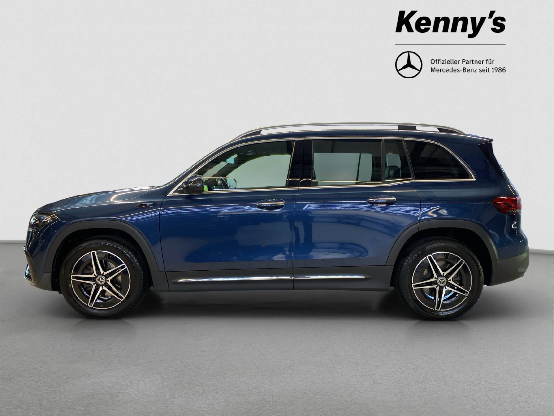 MERCEDES-BENZ EQB 350 AMG Line 4MATIC-image-2
