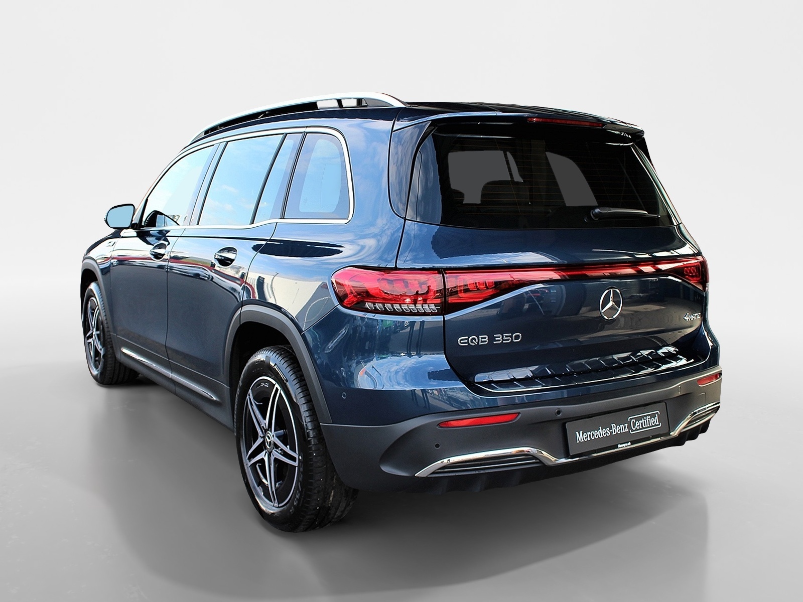 MERCEDES-BENZ EQB 350 AMG Line 4MATIC-image-3