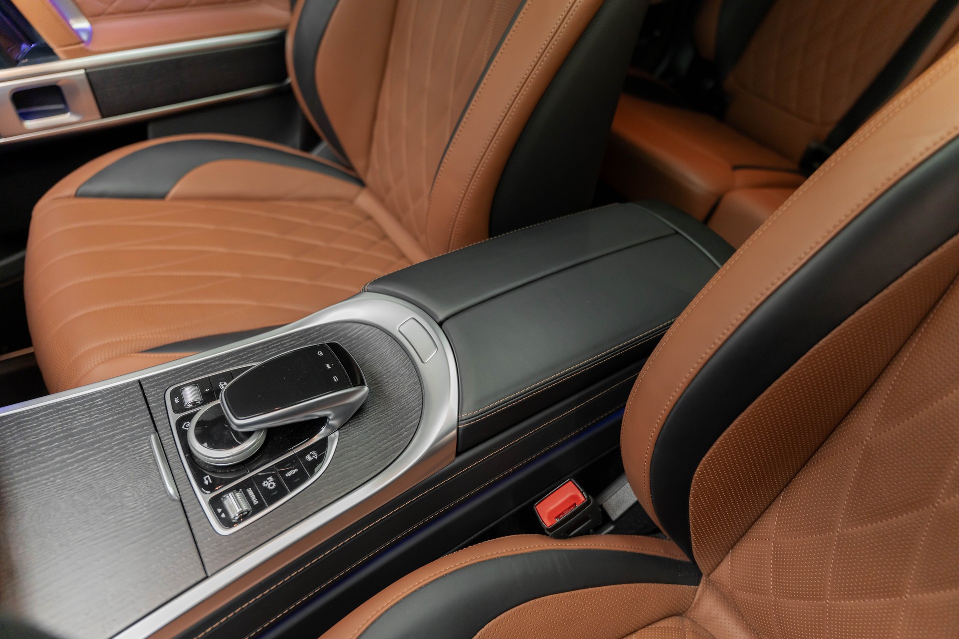 MERCEDES-BENZ G 63 AMG Speedshift Plus G-Tronic-image-13