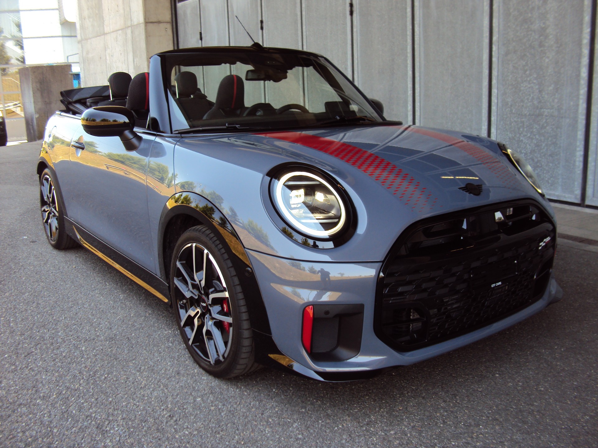 MINI Cooper John Cooper Works Cabriolet DKG-image-0