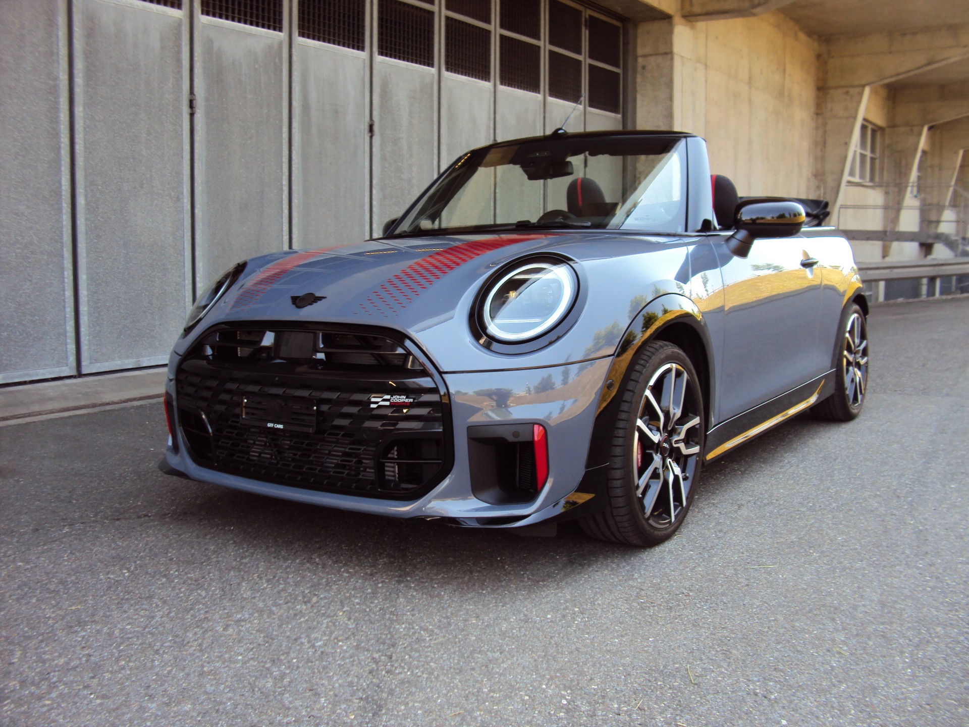 MINI Cooper John Cooper Works Cabriolet DKG-image-1