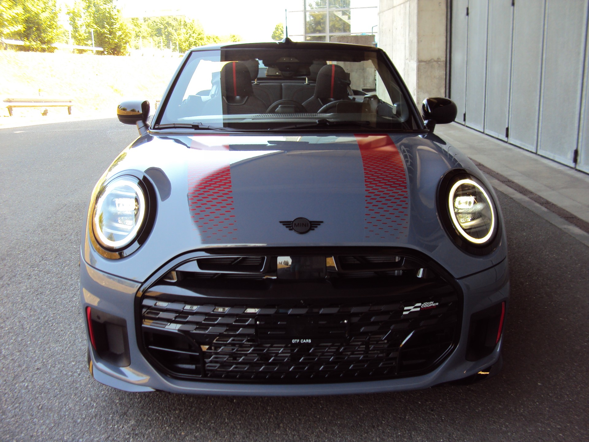 MINI Cooper John Cooper Works Cabriolet DKG-image-2