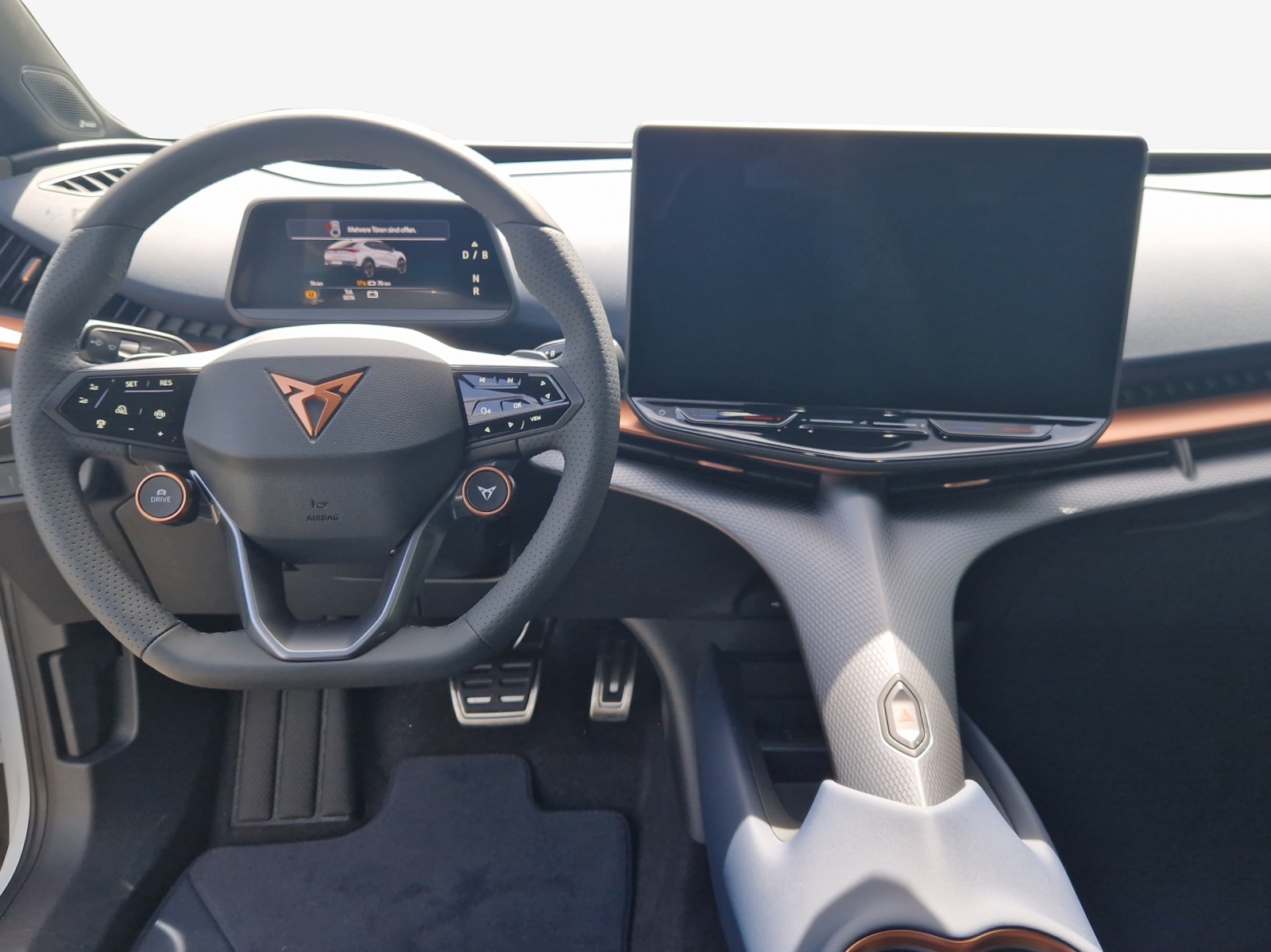 CUPRA Tavascan Type 9 77 kWh VZ Adrenaline-image-8