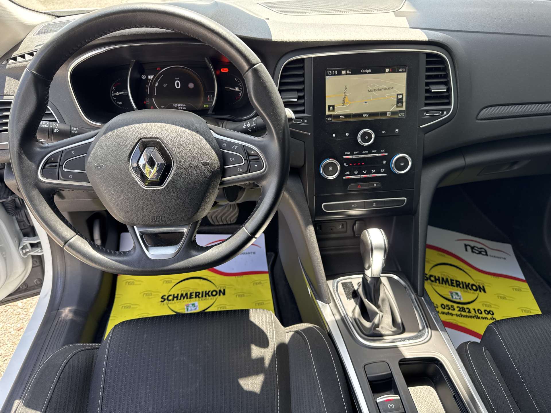 RENAULT Mégane Grandtour 1.2 16V Turbo Zen EDC-Automat-image-12