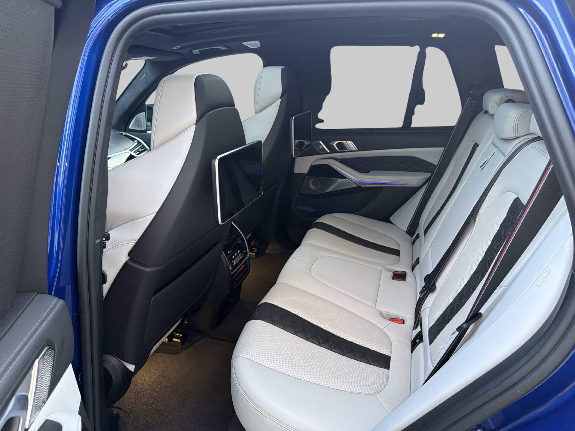 BMW X5 M Competition-image-11