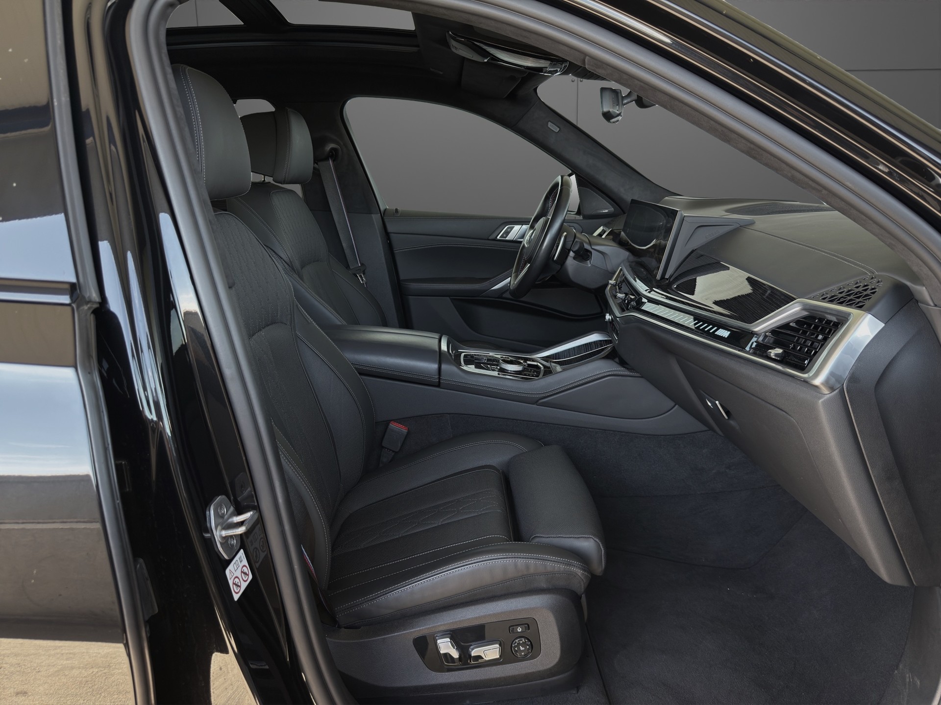 BMW X6 xDrive 48V M60i M Sport Pro Steptronic-image-10