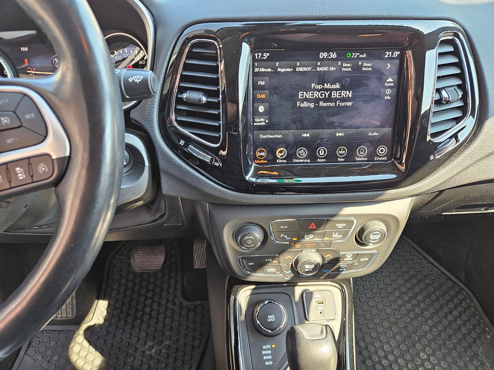 JEEP Compass 1.4 Turbo Limited AWD 9ATX-image-15