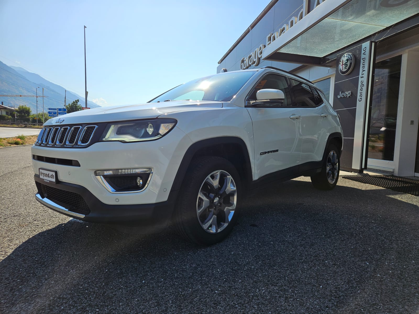 JEEP Compass 1.4 Turbo Limited AWD 9ATX-image-7