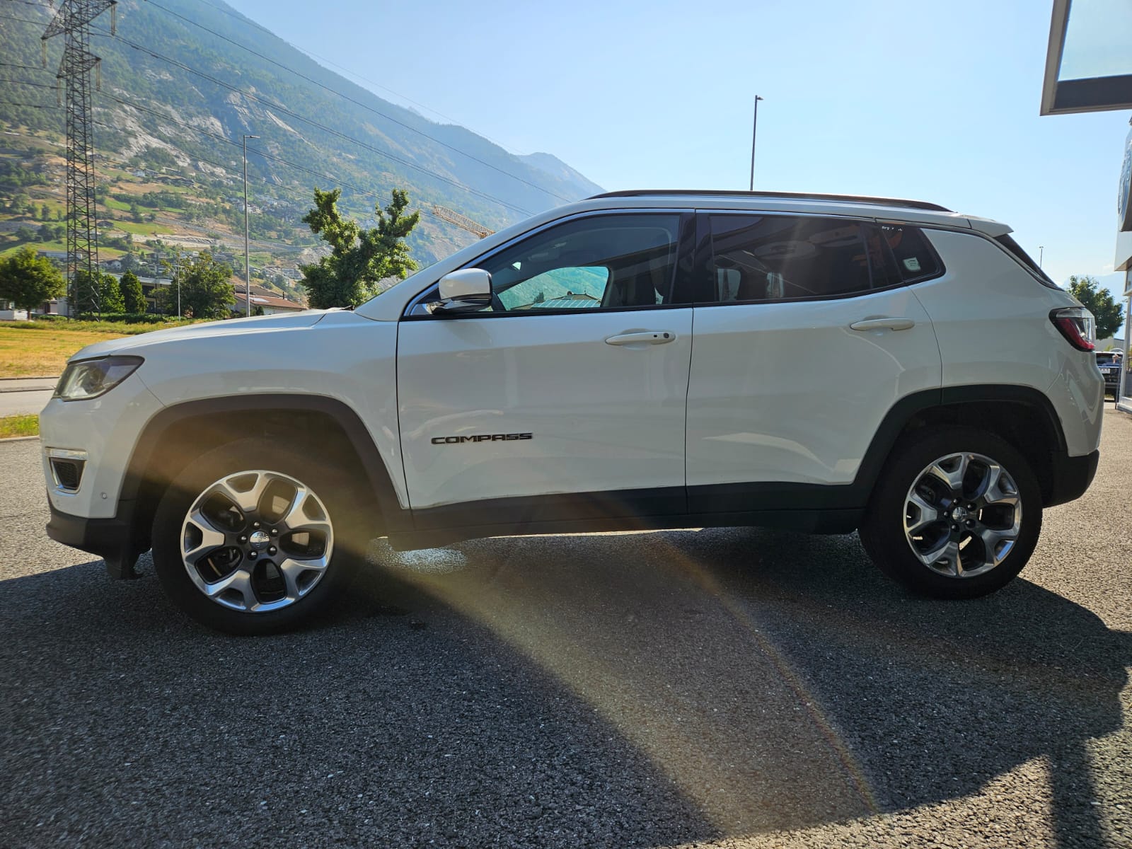 JEEP Compass 1.4 Turbo Limited AWD 9ATX-image-2