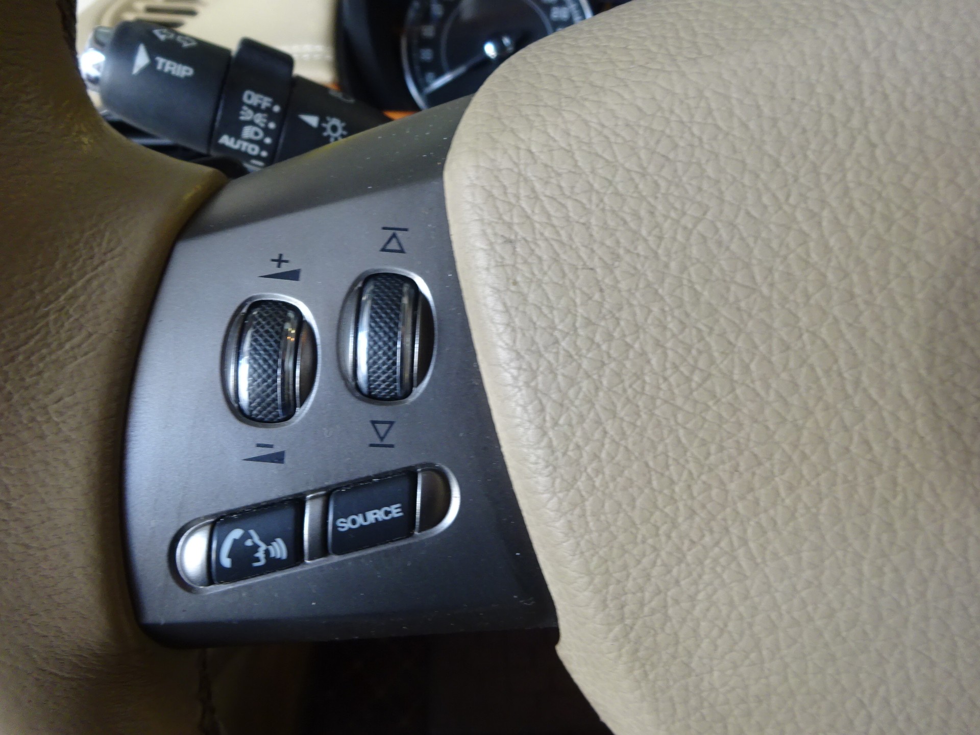 JAGUAR XK 4.2 V8 Automatic Prem Luxury-image-17
