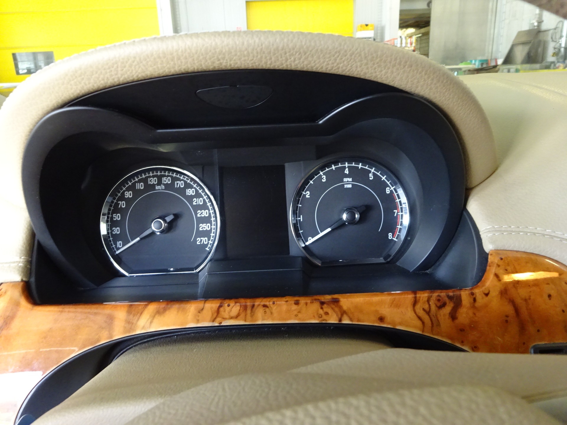 JAGUAR XK 4.2 V8 Automatic Prem Luxury-image-12