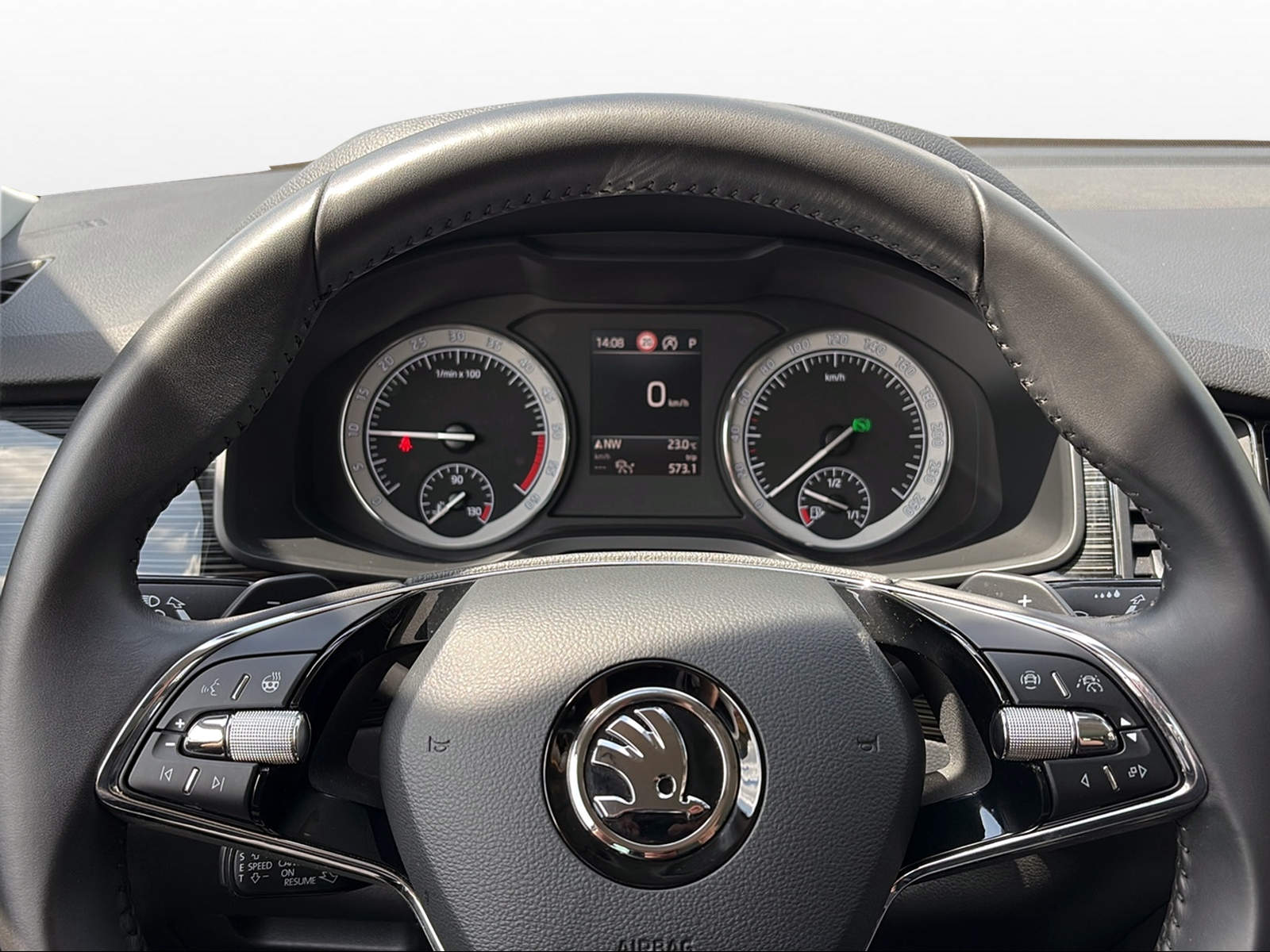 SKODA Kodiaq 2.0 TDI SCR Style 4x4 DSG-image-4