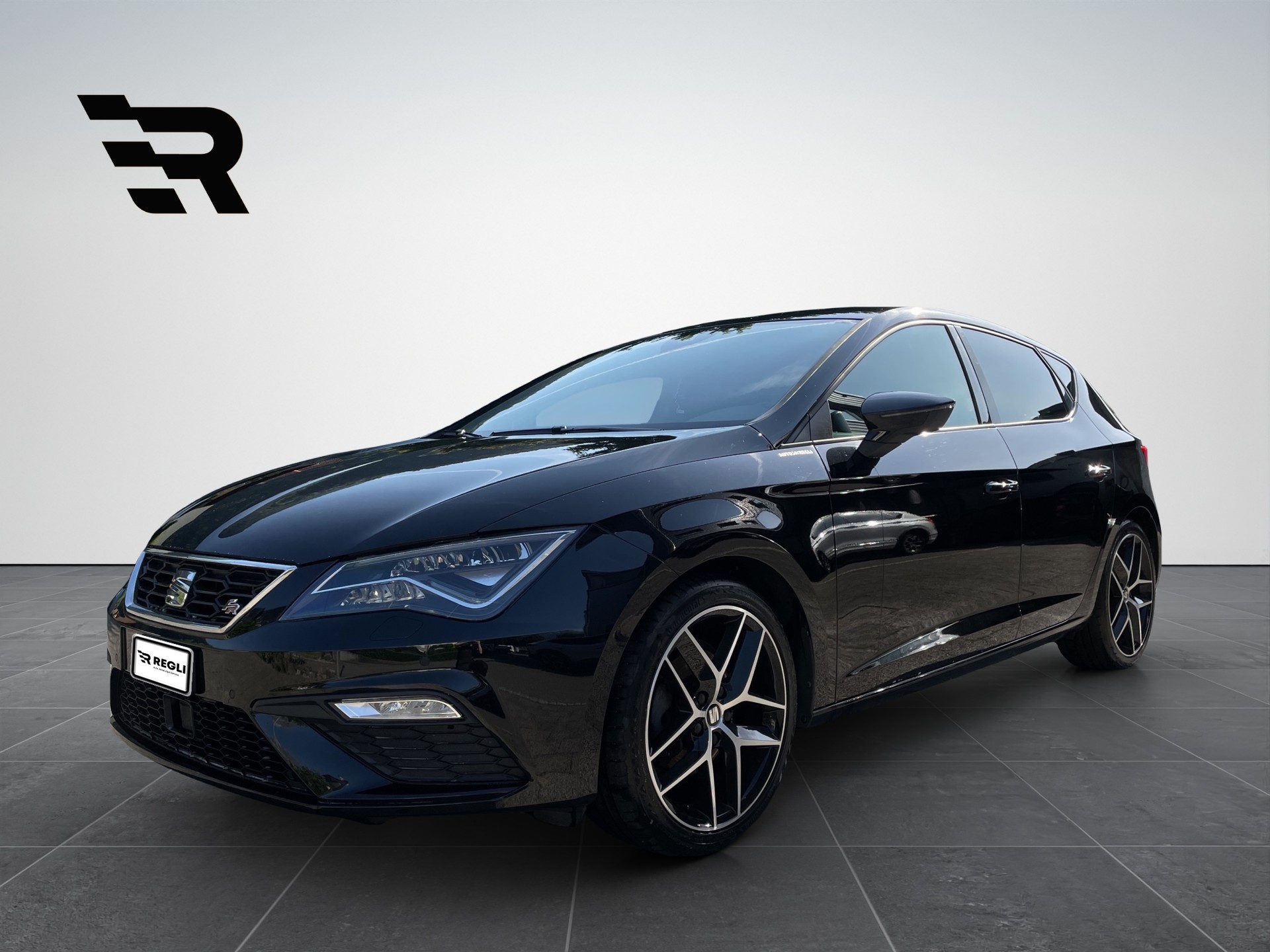 SEAT Leon 1.5 TSI EVO SWISS FR-image-0