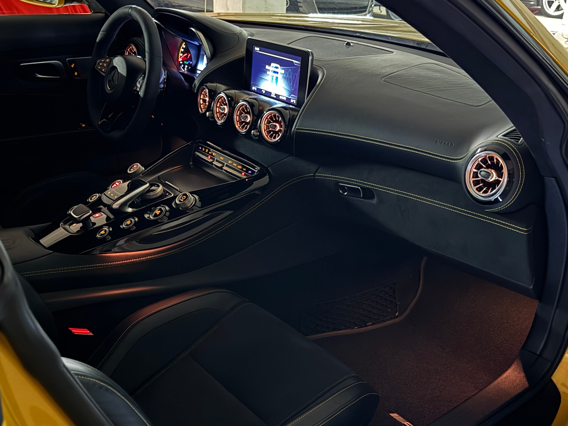 MERCEDES-BENZ AMG GT C Speedshift DCT I Frisch ab Service I Garantie + Service möglich I Edition one I Vor OPF I UVM. I-image-9