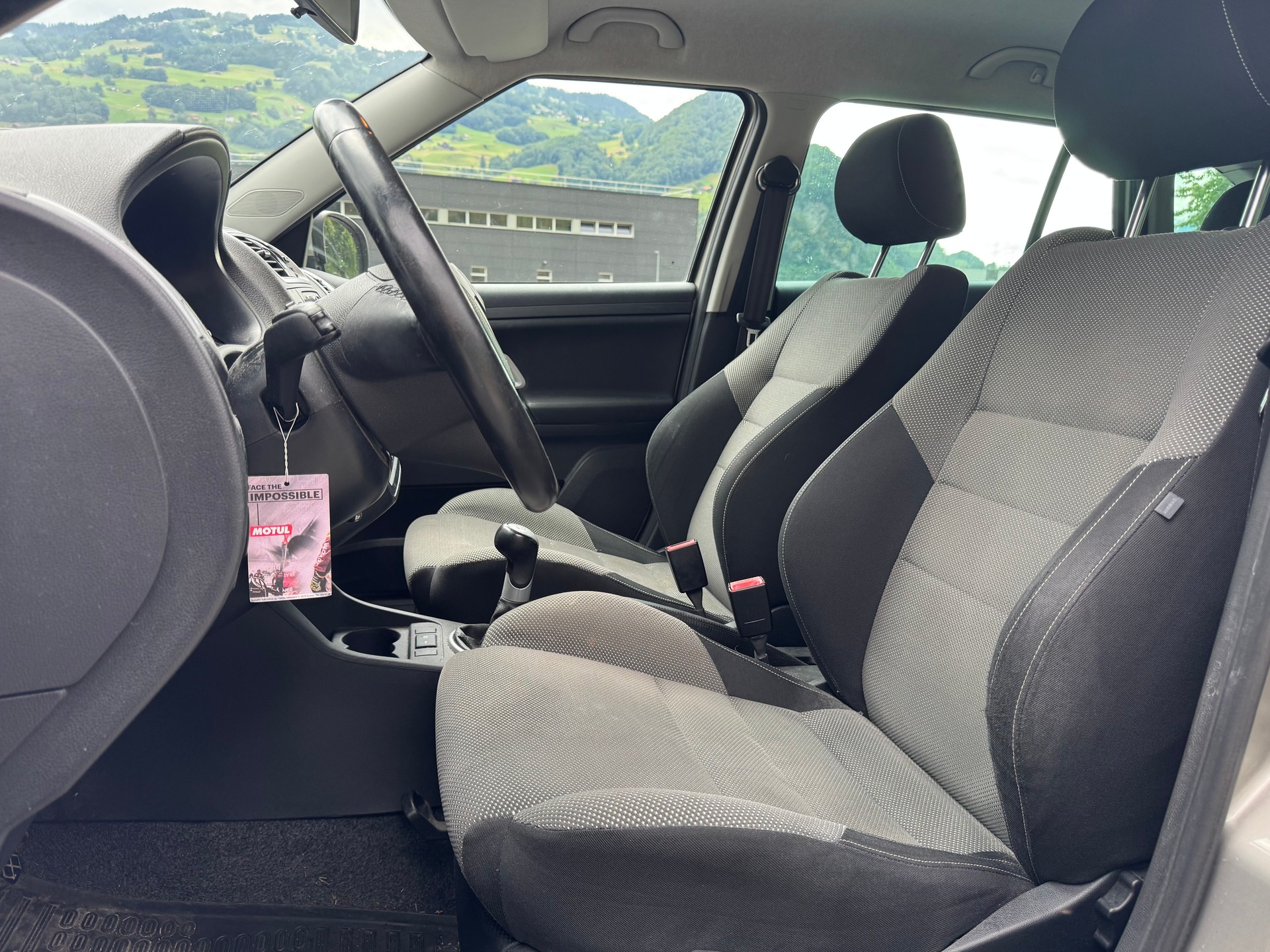 SKODA Fabia 1.4 Elegance-image-10