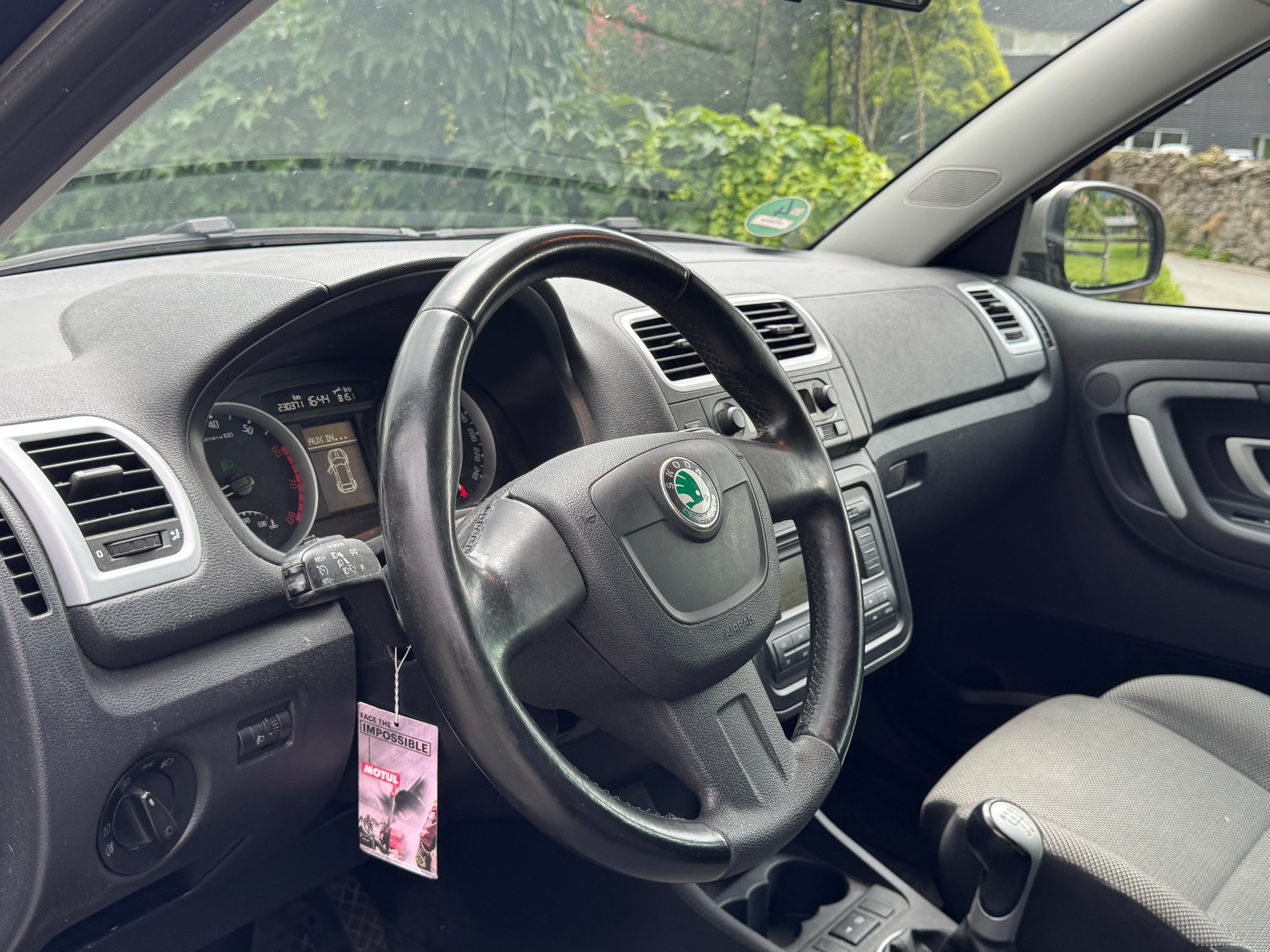 SKODA Fabia 1.4 Elegance-image-9