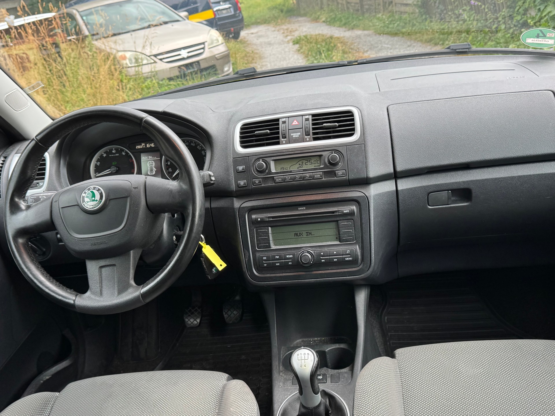 SKODA Fabia 1.4 Elegance-image-4