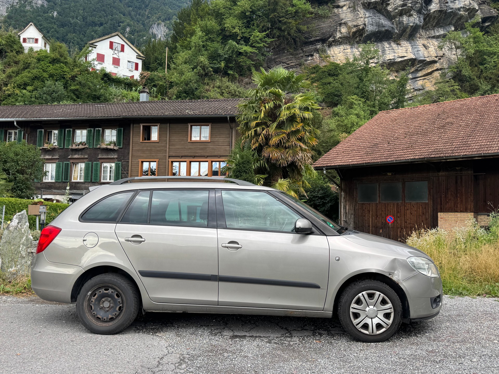 SKODA Fabia 1.4 Elegance-image-1
