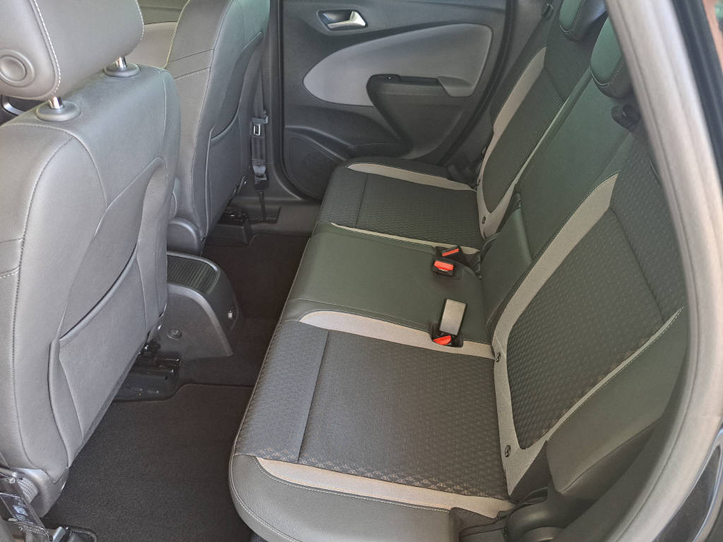 OPEL Crossland X 1.2 T Ultimate 110cv automatique - crochet-image-9
