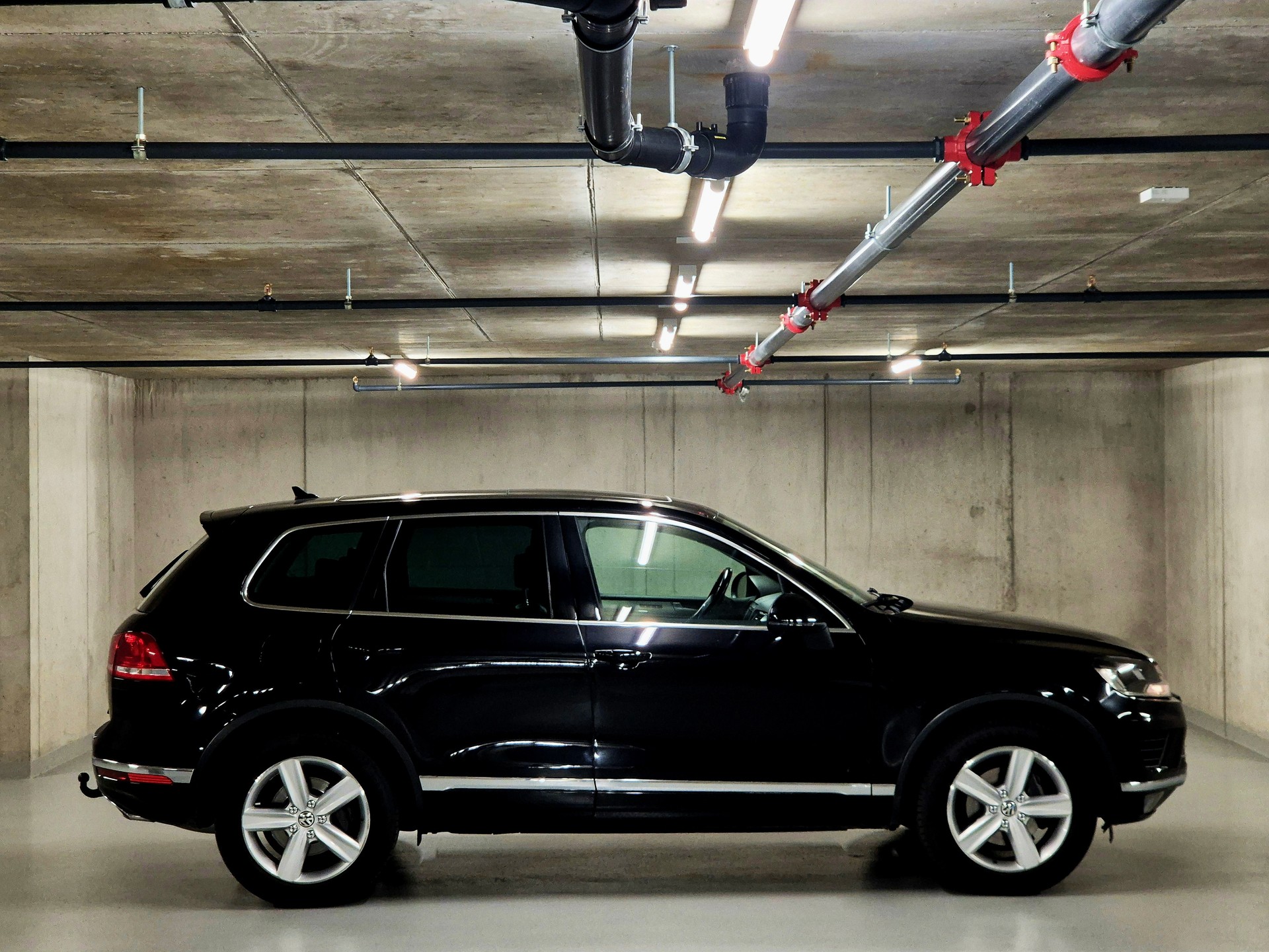 VW Touareg 3.0 TDI BlueMotion Technology Tiptronic-image-4