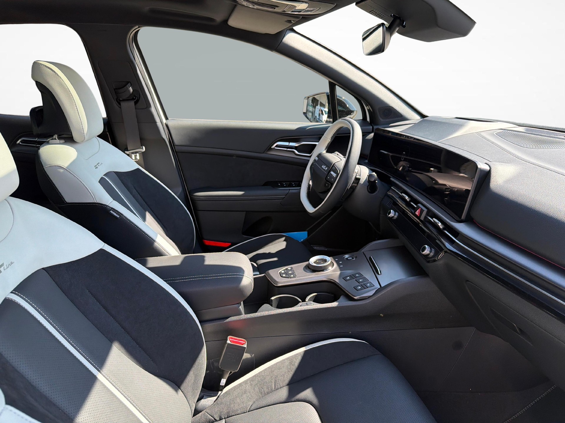 KIA Sportage 1.6 T-GDi GT-Line-image-9