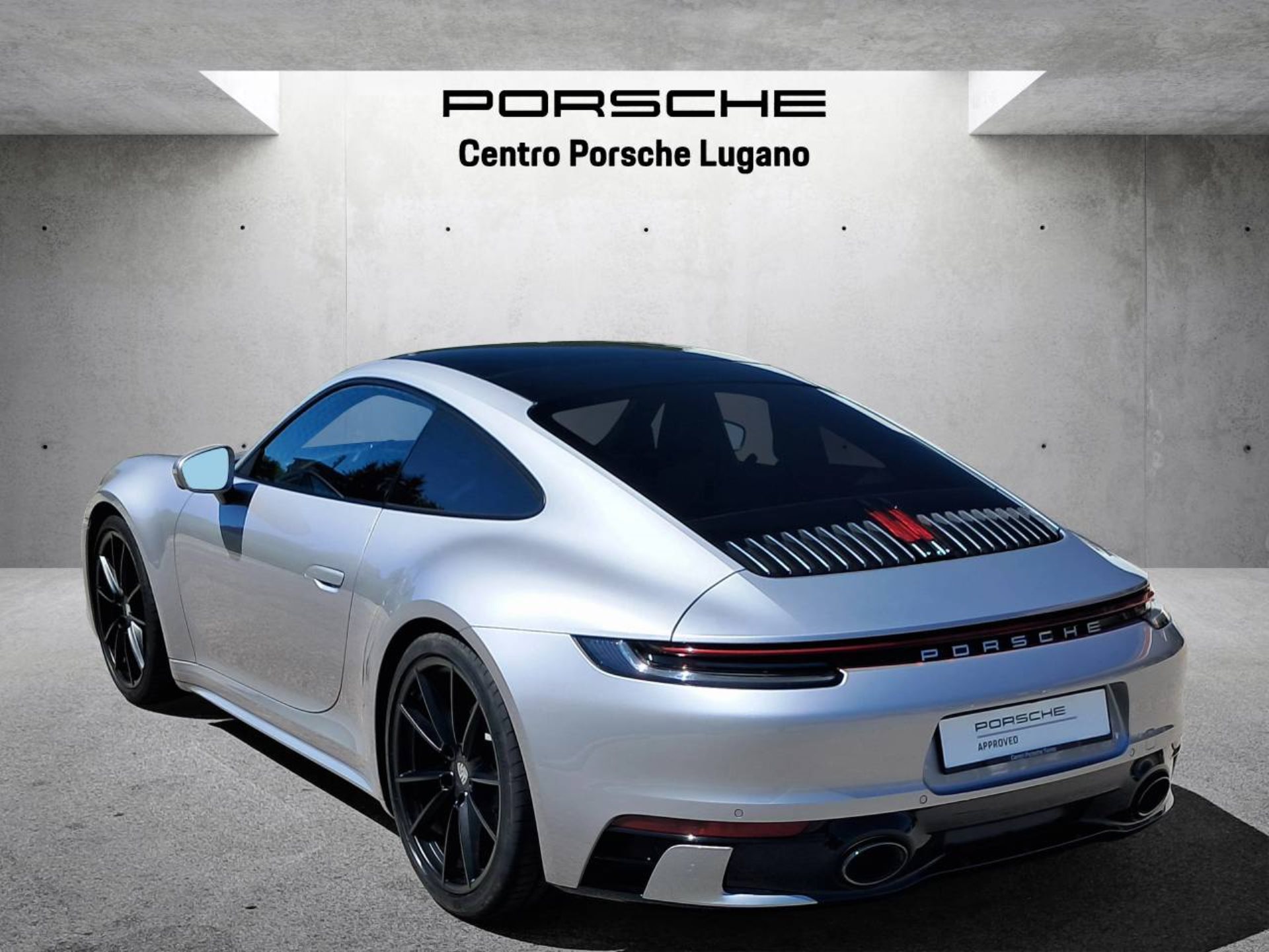 PORSCHE 911 Carrera 4S-image-6