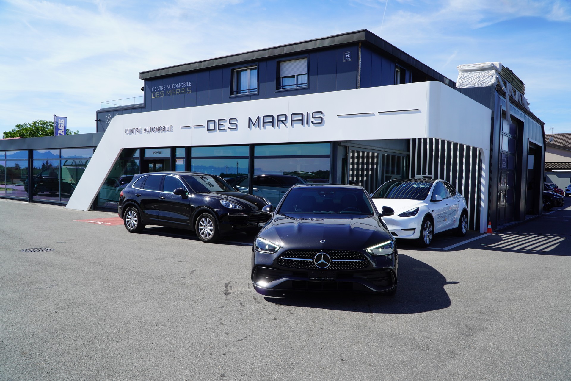 MERCEDES-BENZ C 200 4Matic AMG Line-image-1