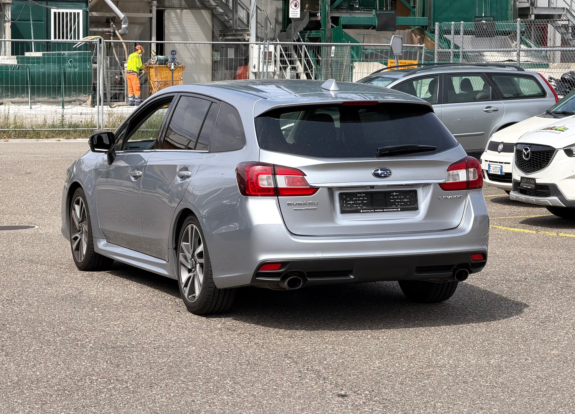 SUBARU Levorg 1.6DIT Swiss S AWD Lineartronic-image-3