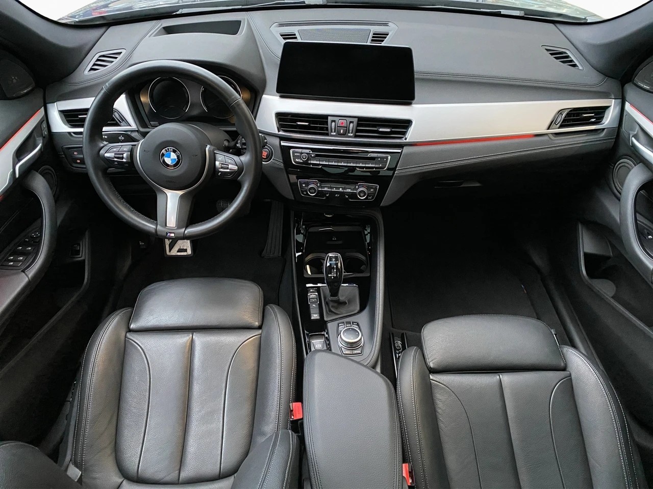 BMW 25i xDrive-image-3