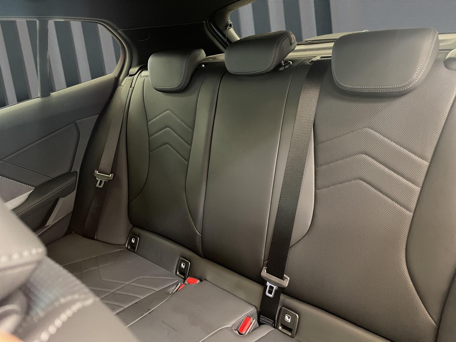 BMW 123 xDrive M Sport-image-17