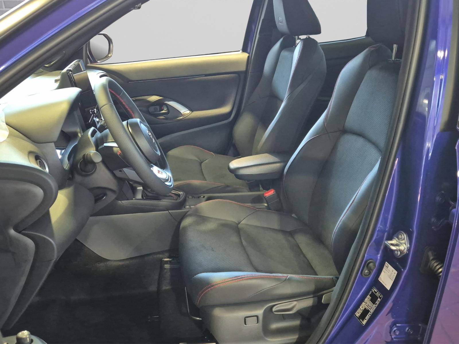 TOYOTA Yaris Cross 1.5 VVT-i HSD GR Sport-image-7