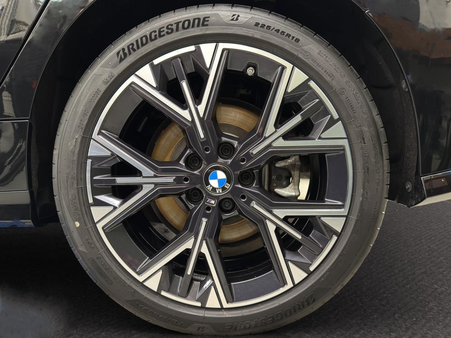 BMW 123 xDrive M Sport-image-9