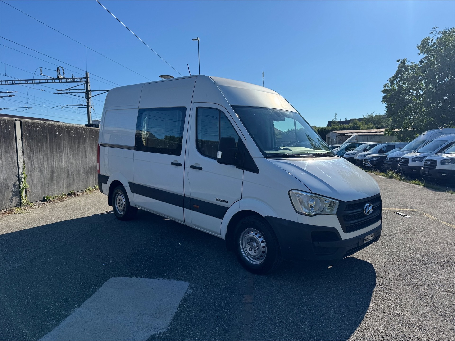 HYUNDAI H350 2.5 CRDi Amplia L1-image-5